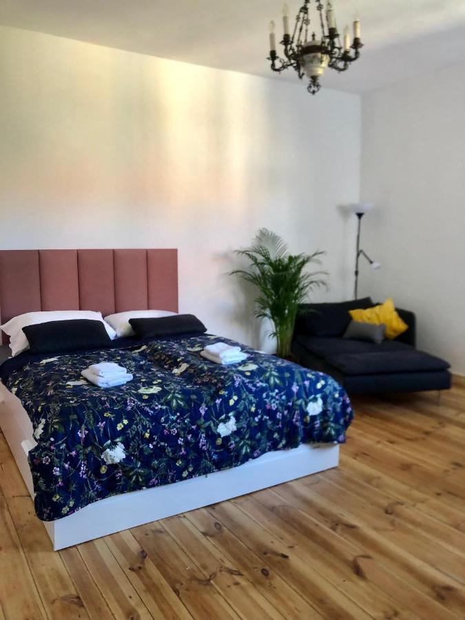 Sentymenty - Apartamenty W Kamienicy Na Mickiewicza Torun Exterior foto