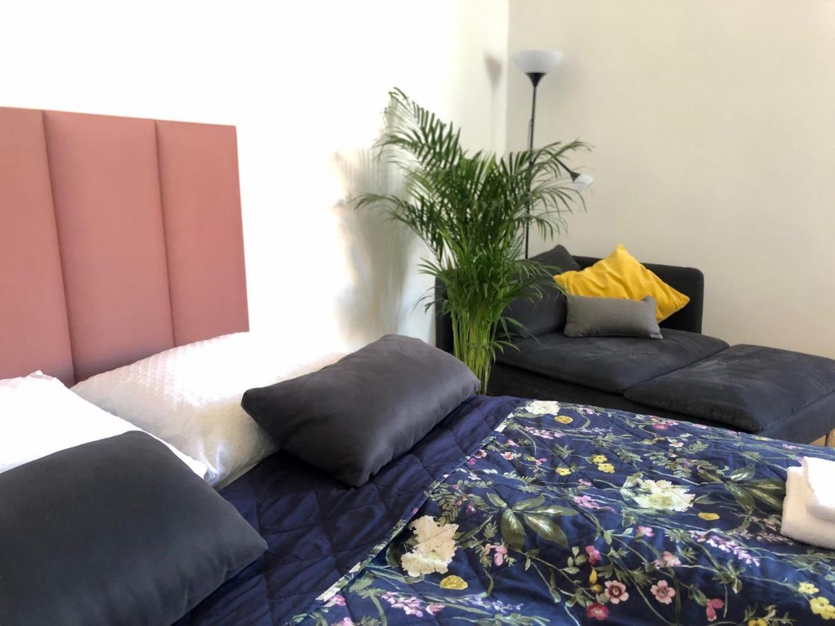 Sentymenty - Apartamenty W Kamienicy Na Mickiewicza Torun Exterior foto